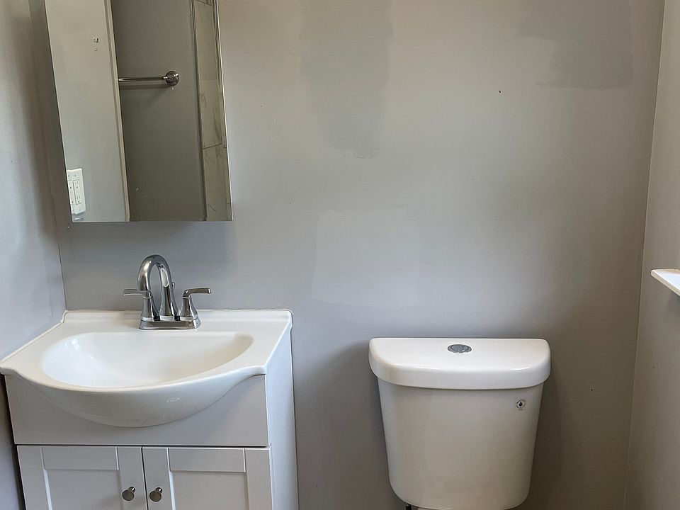 1st image of 75 Hillside Ave #1A