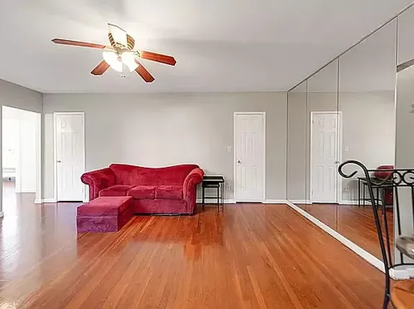 68-20 Burns Street image 9 of 17