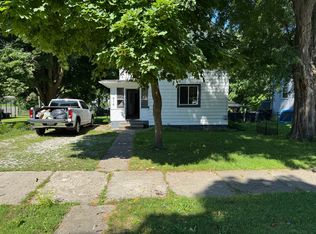 916 Russell St, Jackson, MI 49203