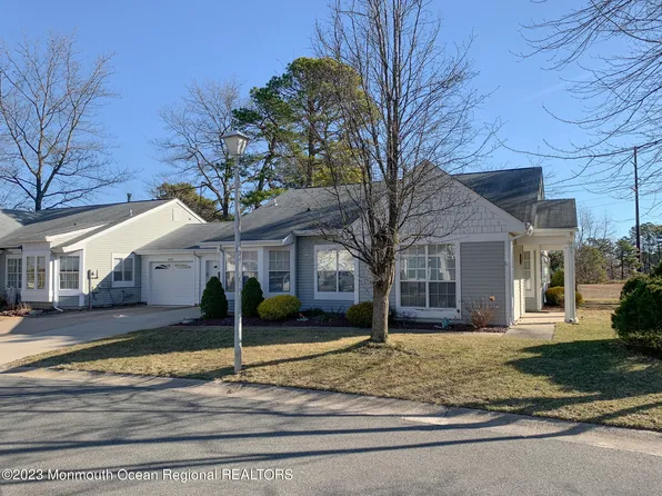 1051B Buckingham Drive, Manchester, NJ 08759