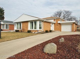 9441 Ozanam Ave, Morton Grove, IL 60053