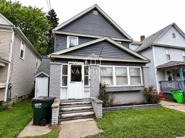 557 W Hopocan Ave, Barberton, OH 44203