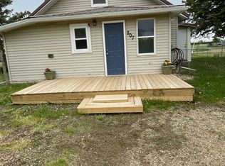 207 W 3rd St, Harrold, SD 57536