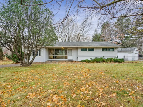 3833 Bellaire Ave, White Bear Lake, MN 55110