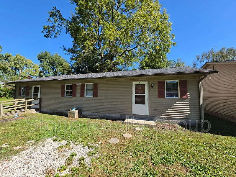 1 bed, 1.0 bath, $675 — Photo 1