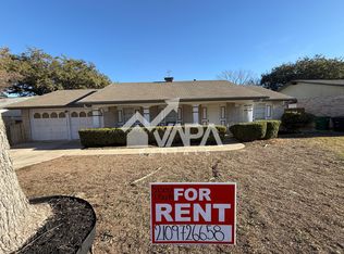 5835 Freemans Farm St, San Antonio, TX 78233