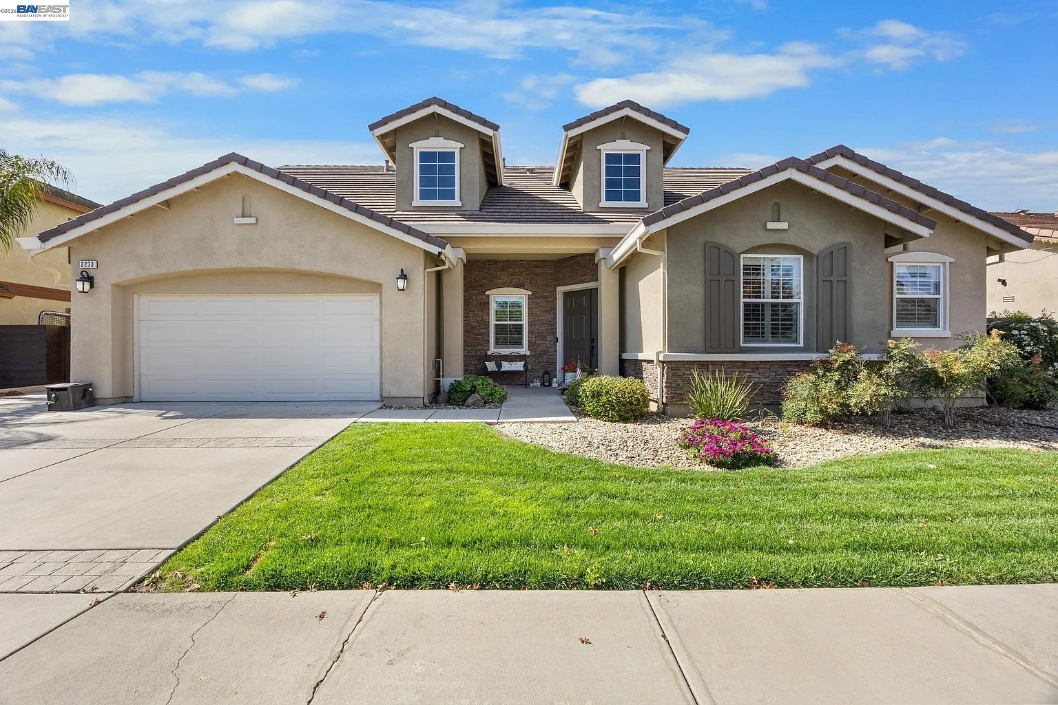 2233 Demartini Ln photo 1