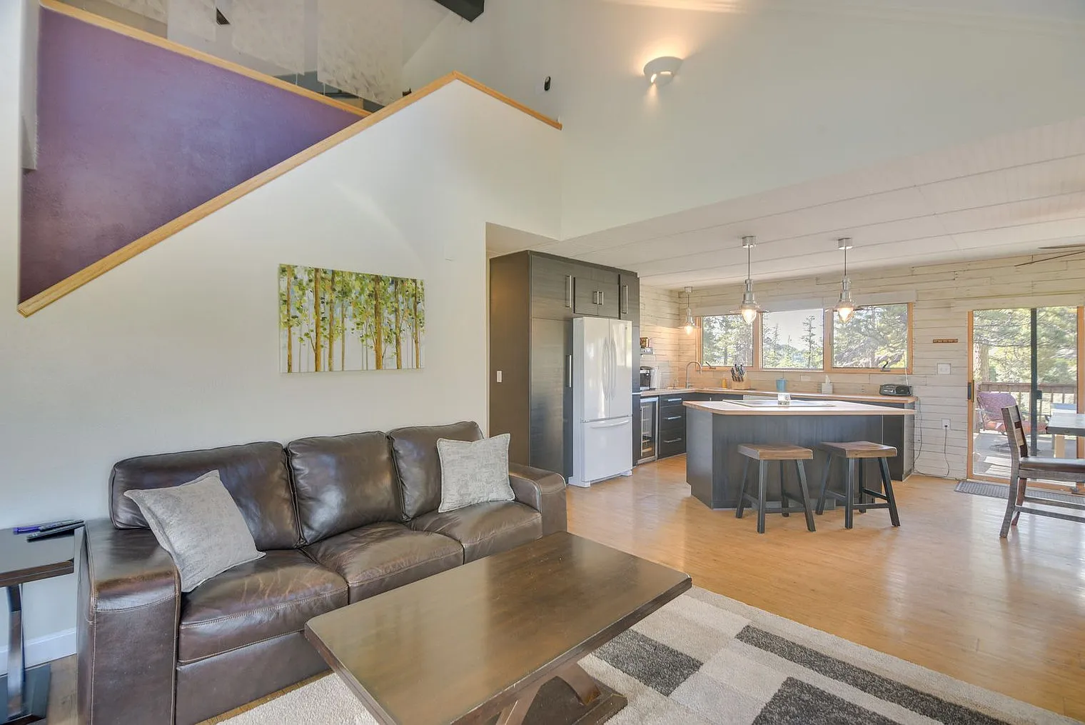 2 bed, 2.0 bath, 1593 sqft, $4,515 — Photo 2
