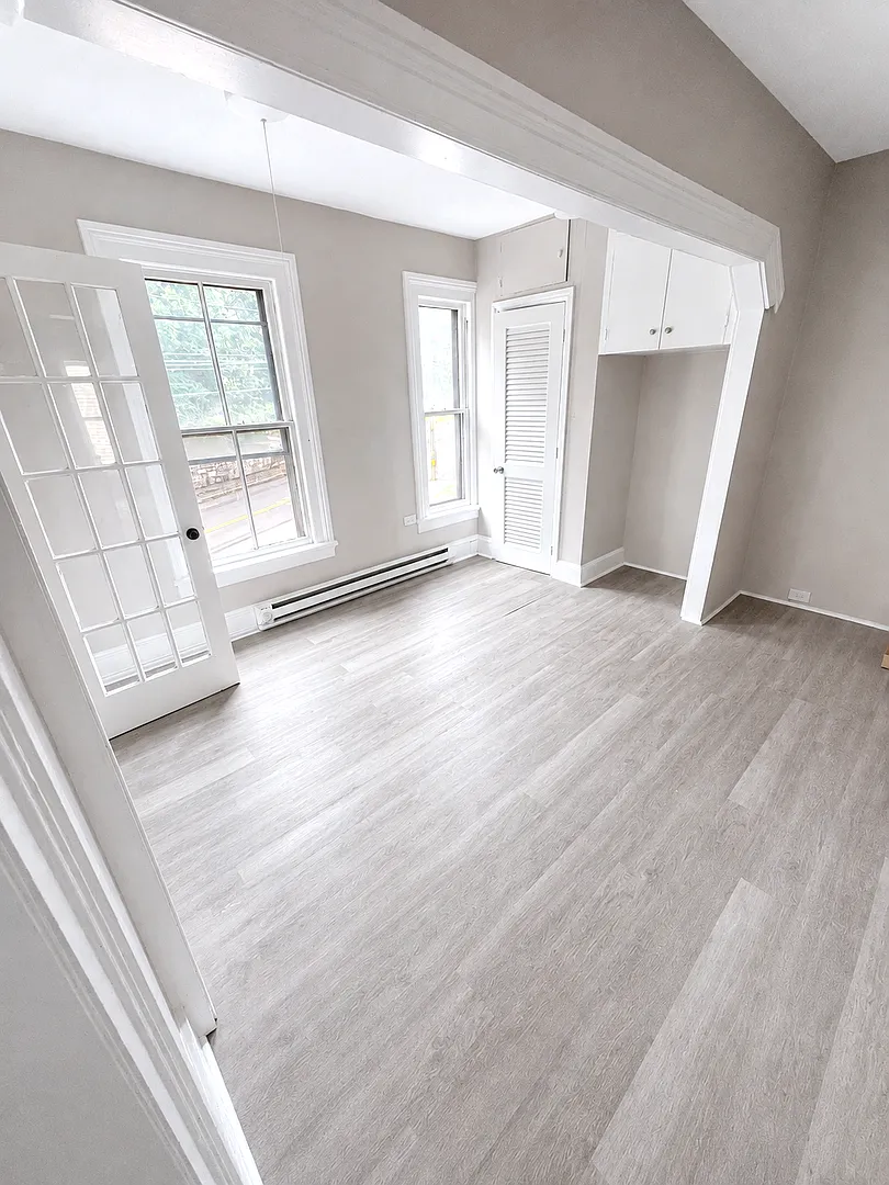 74 Holmes Ave — Photo 3