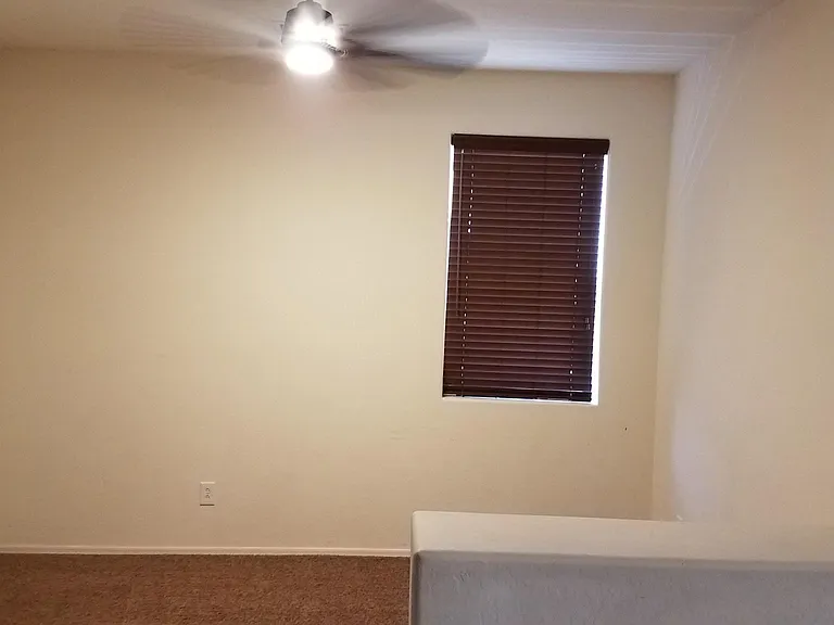 2099 S Martingale Rd — Photo 24
