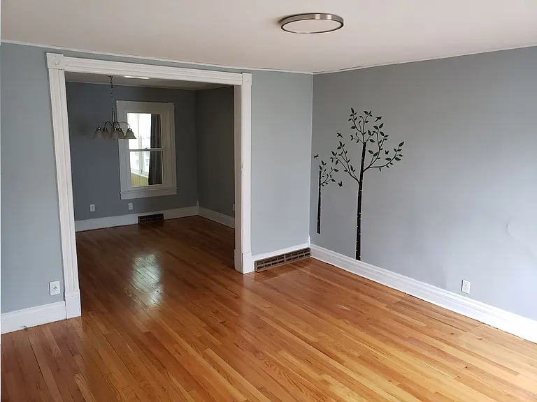 349 Mohawk St — Photo 2