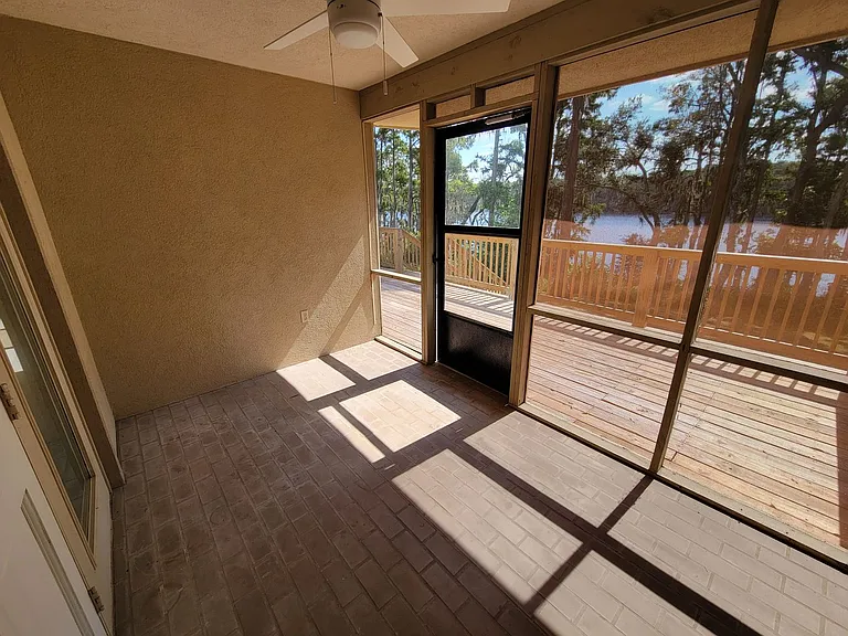 5081 Cypress Lake Dr — Photo 19