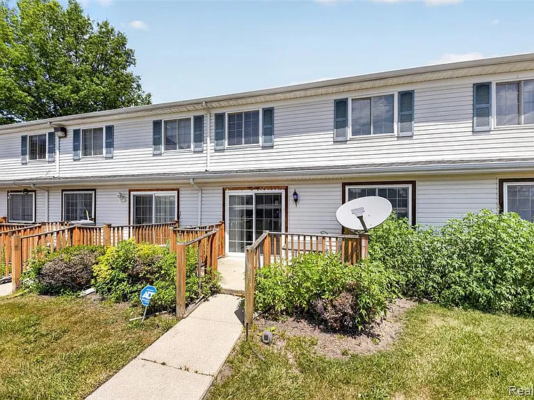 16515 Terrace Village Dr — Photo 60