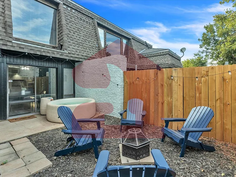 4045 Thunderbird Dr — Photo 15