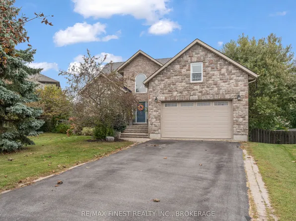141 Benjamin Ct, Loyalist, ON K7N 2A2