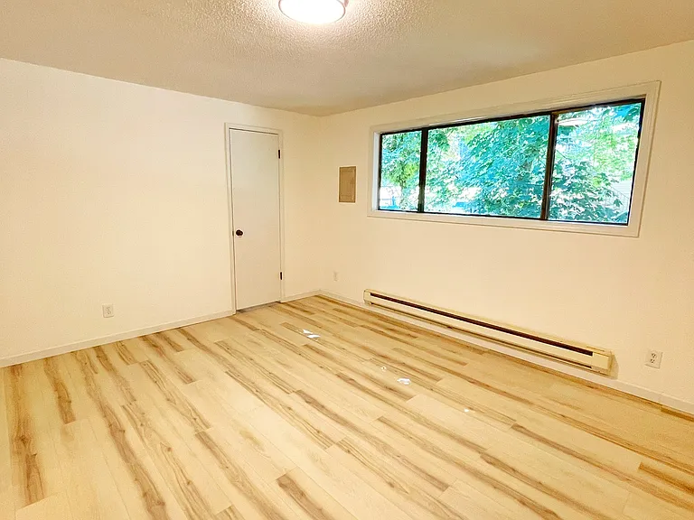 1714 Susan Ct SE — Photo 20