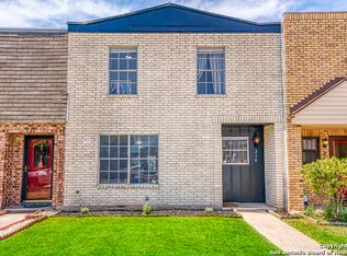 214 Amistad Blvd, Universal City, TX 78148