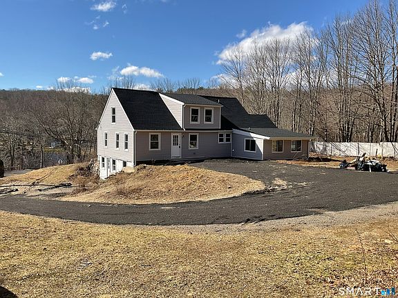 3rd image of 200 Pond Hill Road