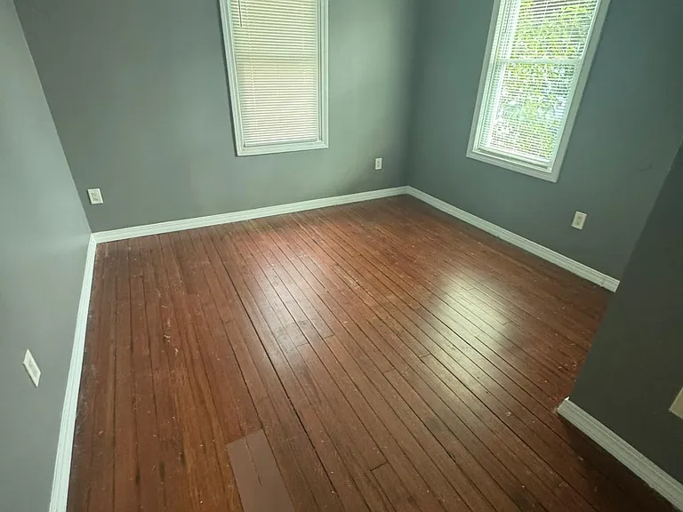 182 Hewitt St #2 — Photo 8
