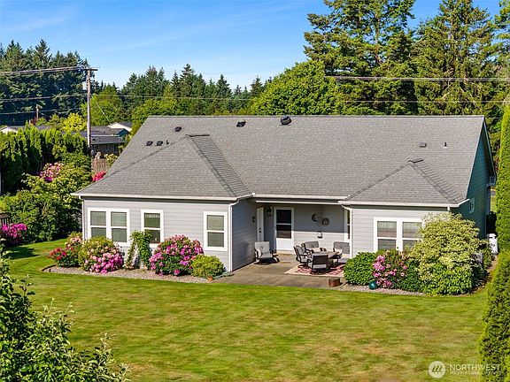 4th image of 18442 Apricot Street SW