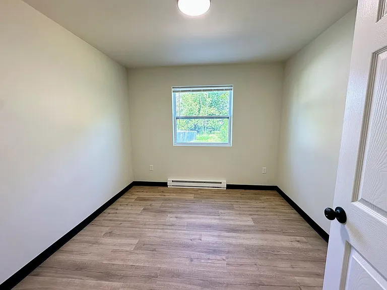 1201-1203 Atrium Ct — Photo 20
