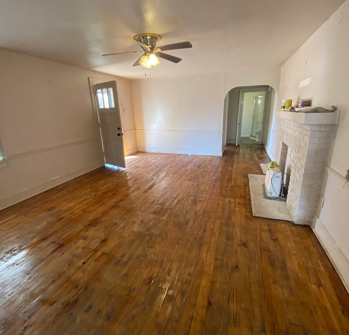 4 bed, 2200 sqft, $1,850 — Photo 3