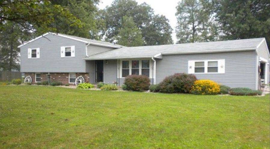 1st image of 3109 Oak Dr