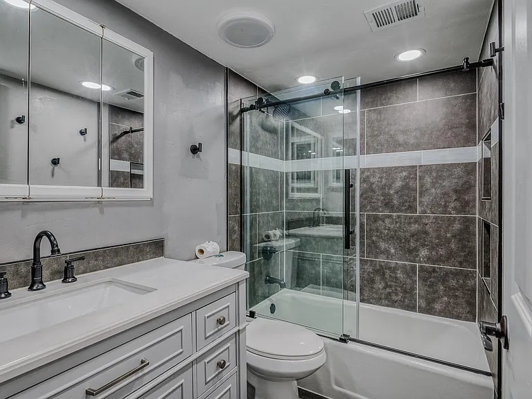 7000 E Brooks Dr — Photo 14