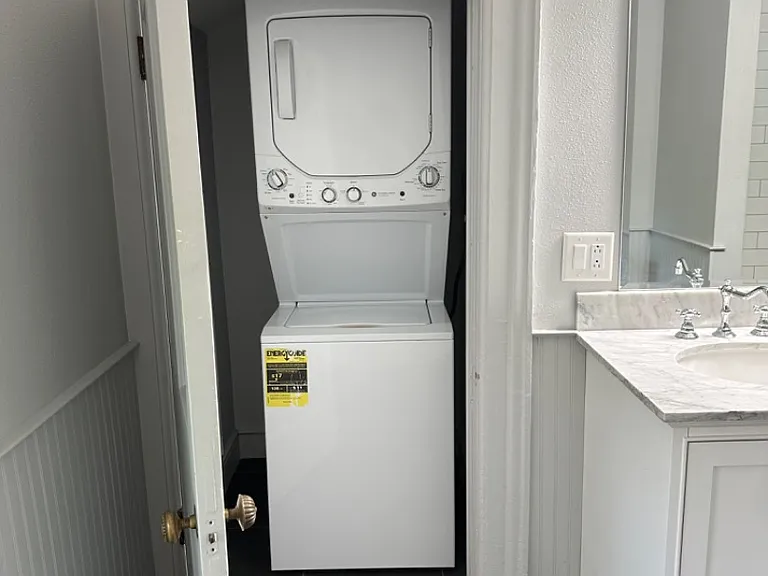 Unit Photo