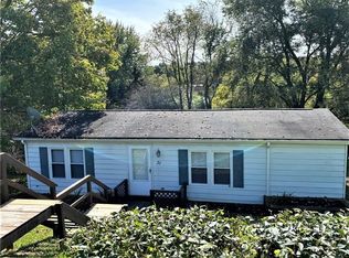 31 Circle Dr, Delmont, PA 15626