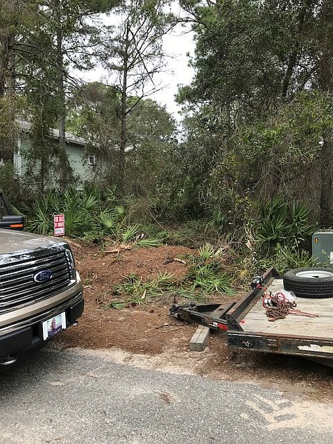 Lot in estblshed neighborhd