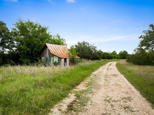428 County Road 326a, Bertram, TX 78605
