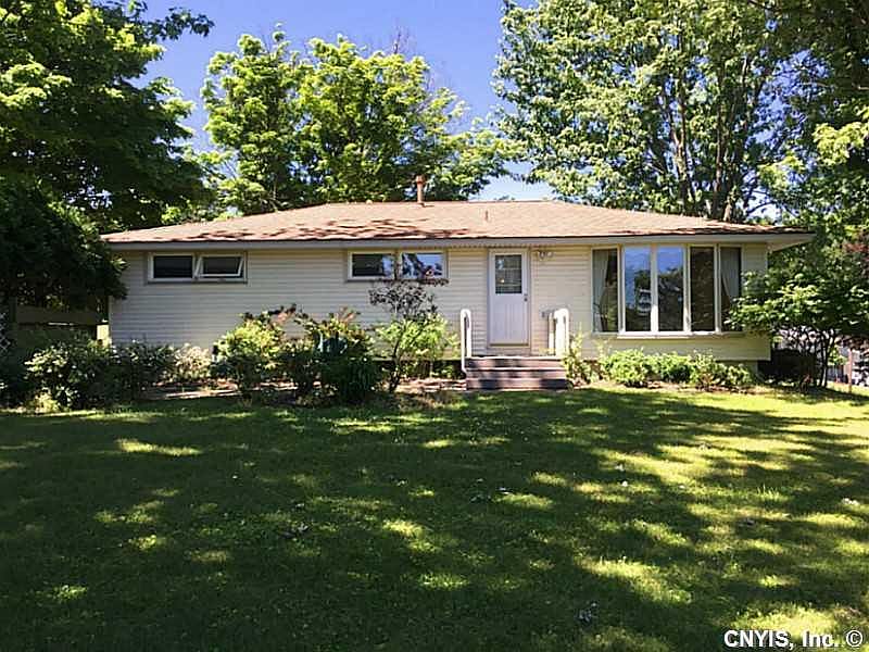 2nd image of 231 Wynnfield Dr