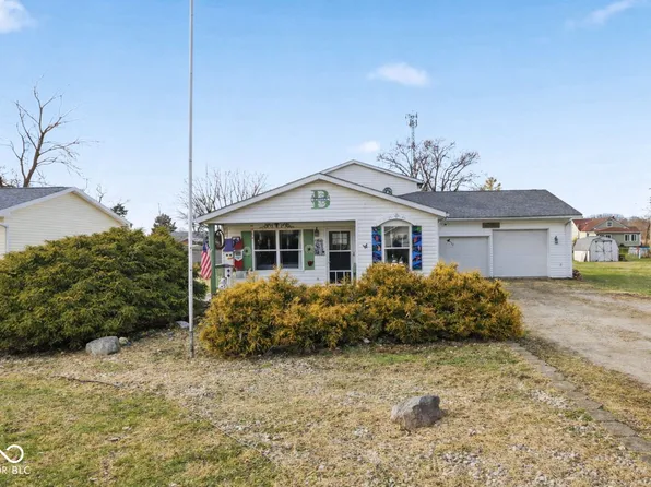 1905 S Spruce St, Muncie, IN 47302