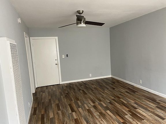 3rd image of 940 S Arapahoe St #10923167