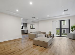 848 S Mariposa Ave #601, Los Angeles, CA 90005