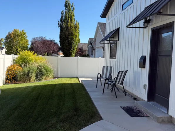 (undisclosed Address), Layton, UT 84041