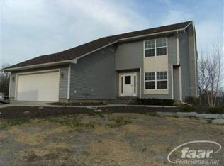 10398 Appomattox St, Holly, MI 48442