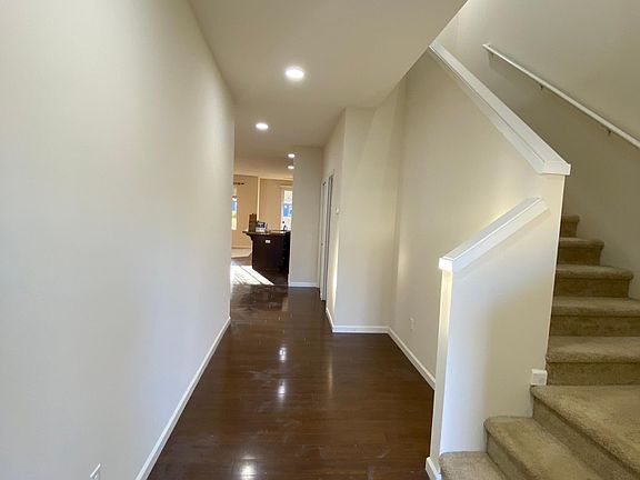3rd image of 15418 80th Avenue Ct E
