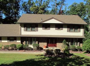 202 Powder Mill Rd, Morris Plains, NJ 07950