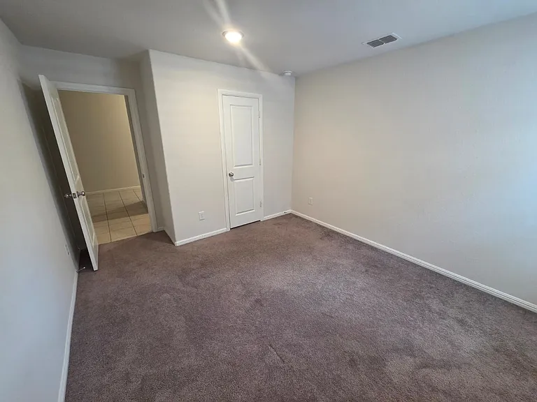 1512 Springtree Dr — Photo 24
