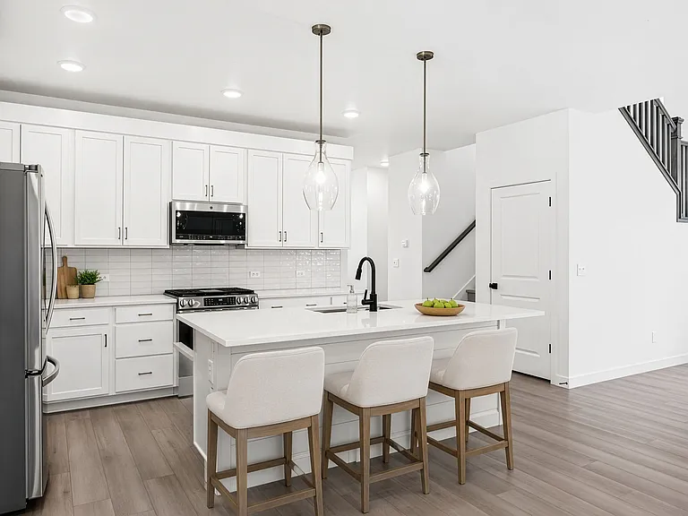 882 W Caroline Dr — Photo 7