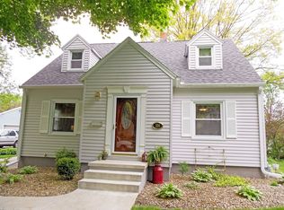 224 Hillside Ave, Waterloo, IA 50701