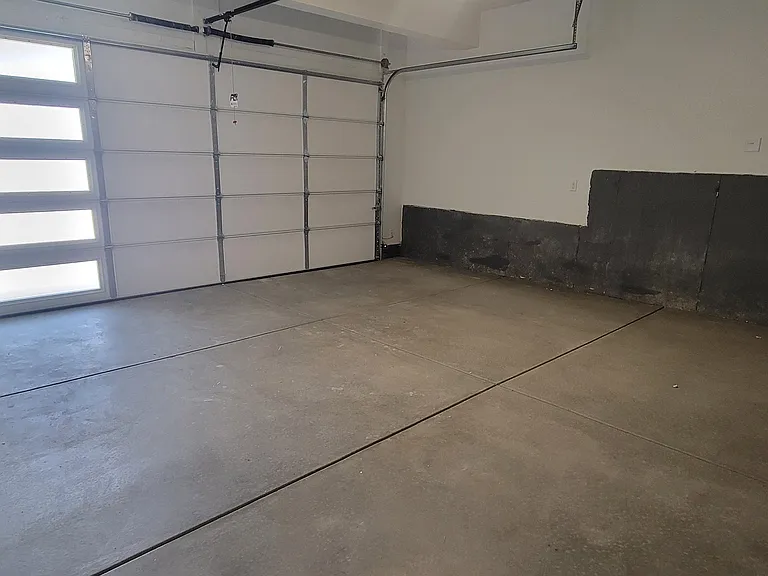 11732 Amplify Cir — Photo 48