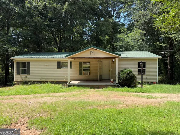 1633 Butterfly Ln, Statham, GA 30666