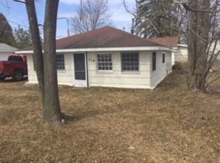 119 Grand Rapids Rd, Houghton Lake, MI 48629