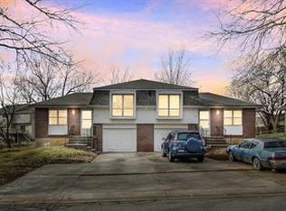 321 S Cardinal Dr, Olathe, KS 66062