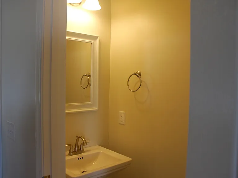 113 Cedar Point Ln — Photo 10