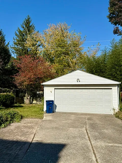 3 bed, 1.5 bath, 1554 sqft, $1,800 — Photo 3