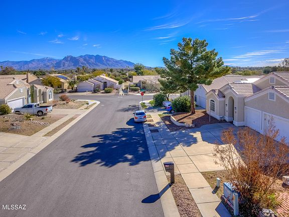 2nd image of 3631 W Bellewood Pl